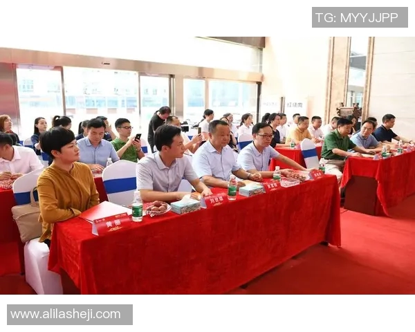 黄丽独家篮球心得分享探索技巧与心态的完美结合 黄丽独家篮球心得分享探索技巧与心态的完美结合