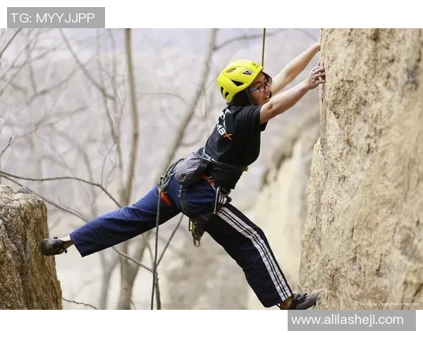 攀岩深度解析：北京攀岩队如何应对挑战与防反策略揭秘